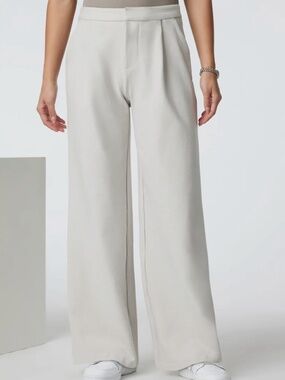 Vuori Elevation Trouser, 29" Inseam, Ecru, Sz Medium